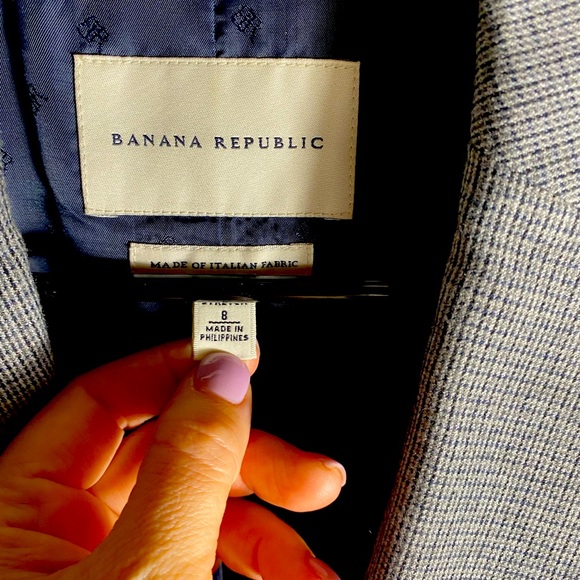 Never worn Banana Republic Italian Blazer